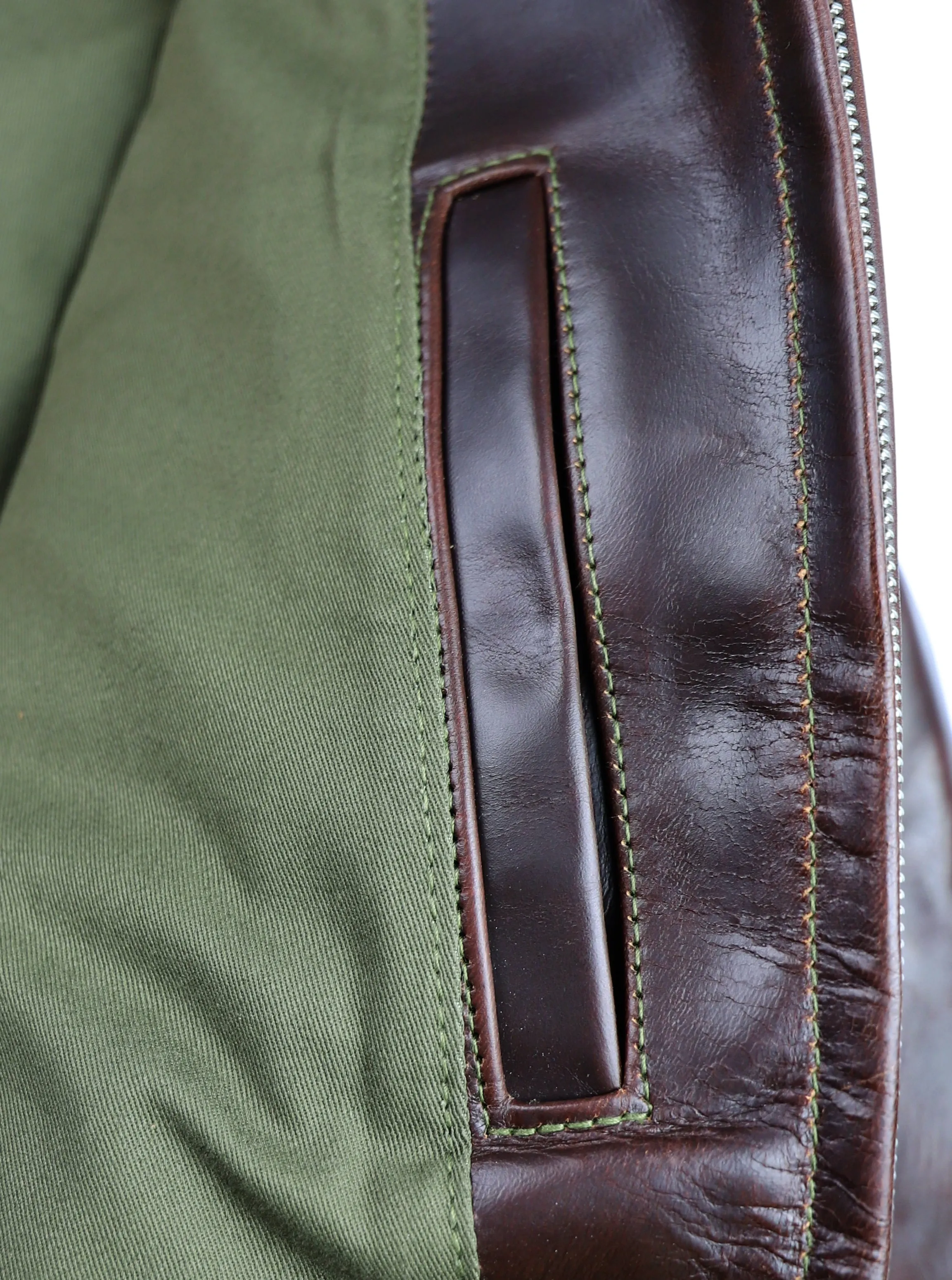 Aero Premier Highwayman, sz 40, Brown CXL Horsehide