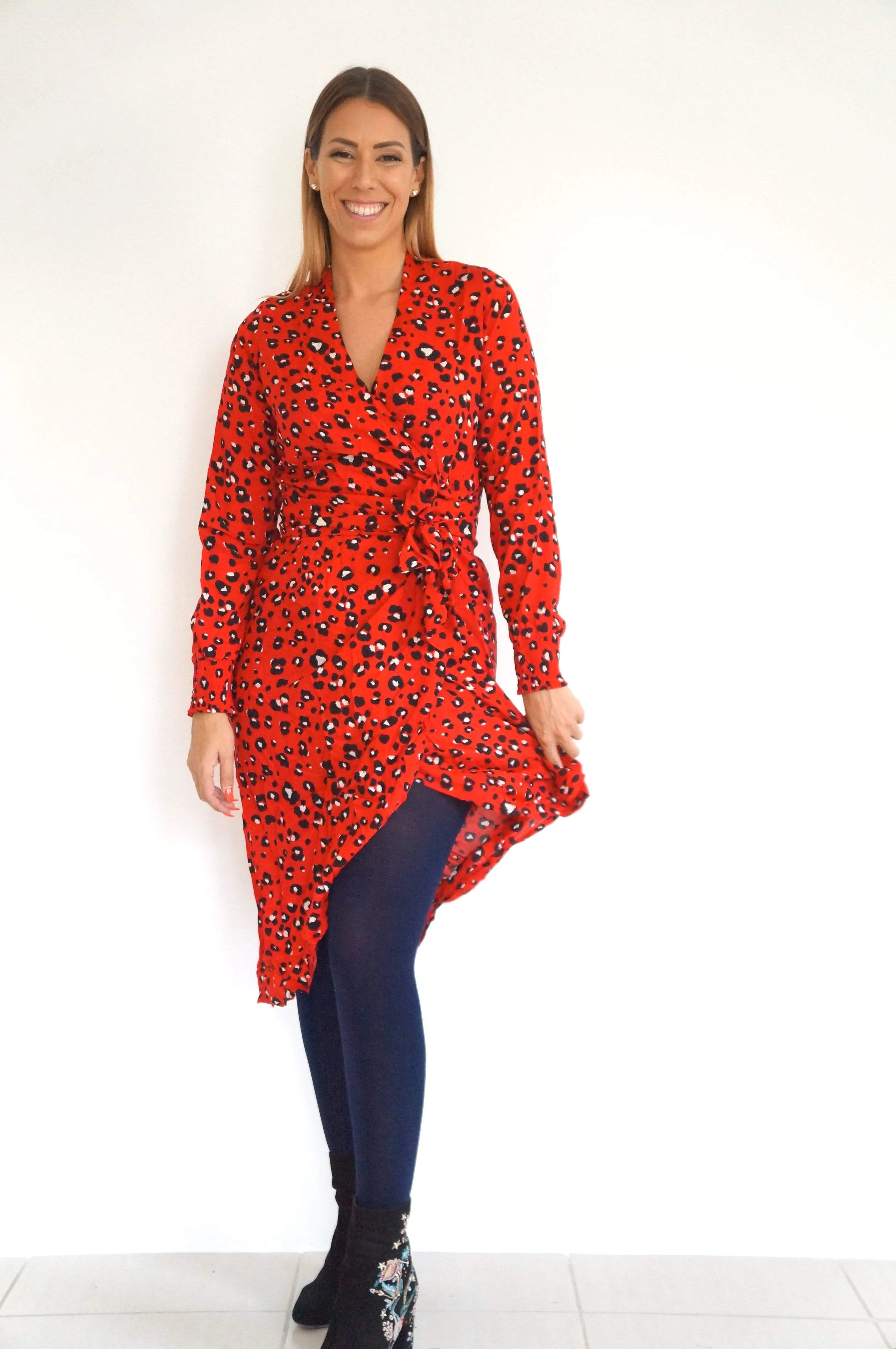 The Sleeveless Midi Wrap Dress - Red Animal